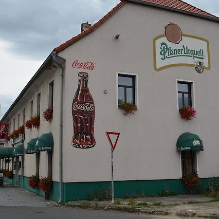 Motorest Penzion Na Bojisti Chlumec  Bagian luar foto