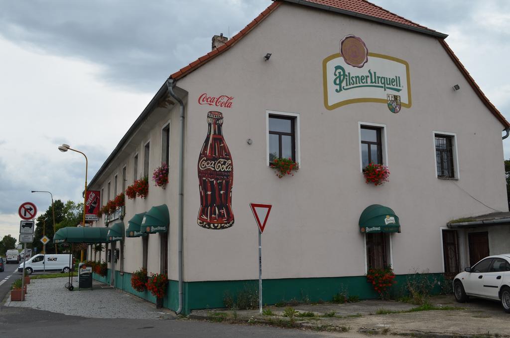 Motorest Penzion Na Bojisti Chlumec  Bagian luar foto